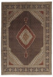 Tabriz 40 Mahi